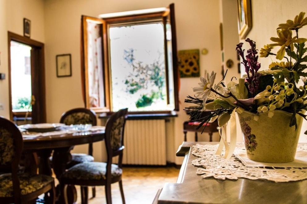 Casa Ricciardi Lägenhet Chianni Rum bild